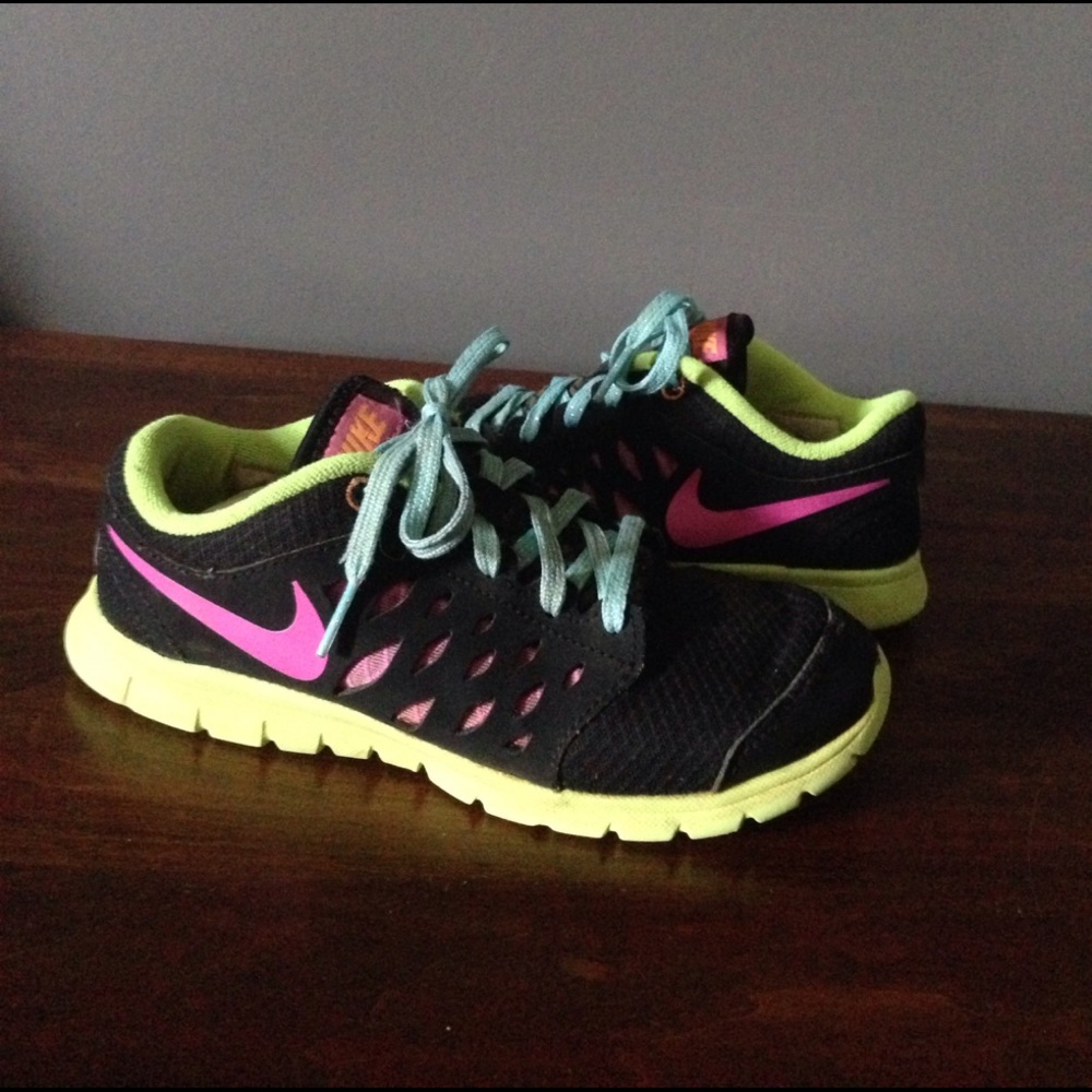 Nike 13.5 girls.