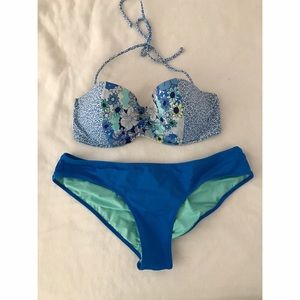 Victoria's Secret bikini