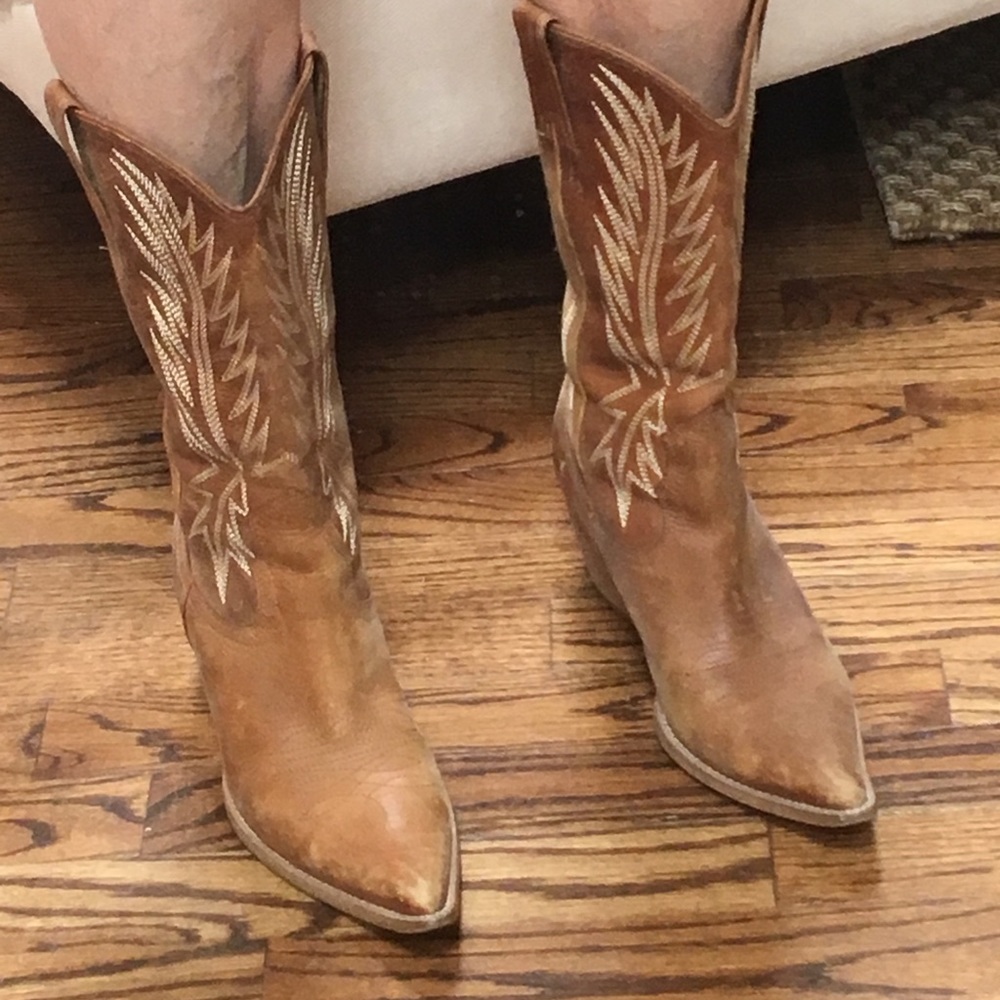 Jessica Simpson cowboy boots