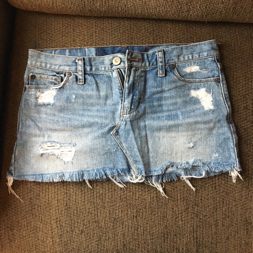 Hollister distressed jean skirt