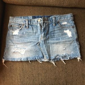 Hollister distressed jean skirt