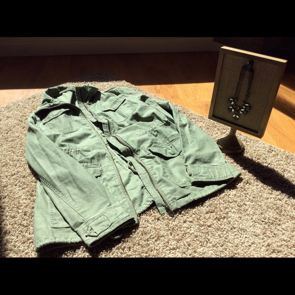 H&M jacket size 12. Like new
