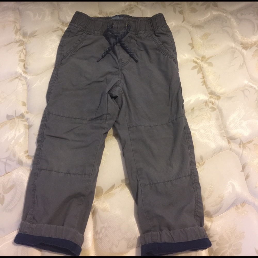 Boys Size 3yrs Gap grey pants with navy lining