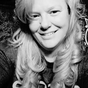 Meet your Posher, Connie