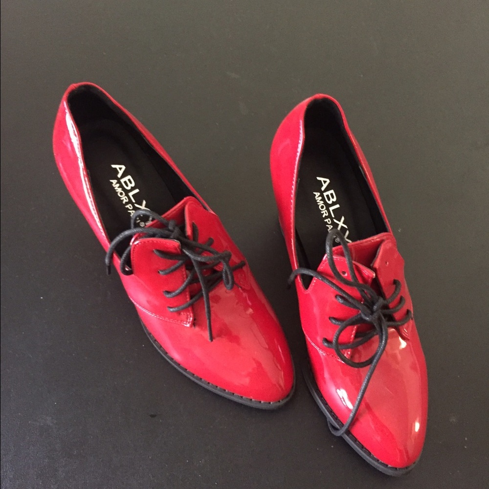 New red shoes