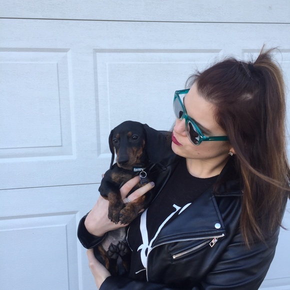 Meet your Posher, Alex - Picture 3 of 3