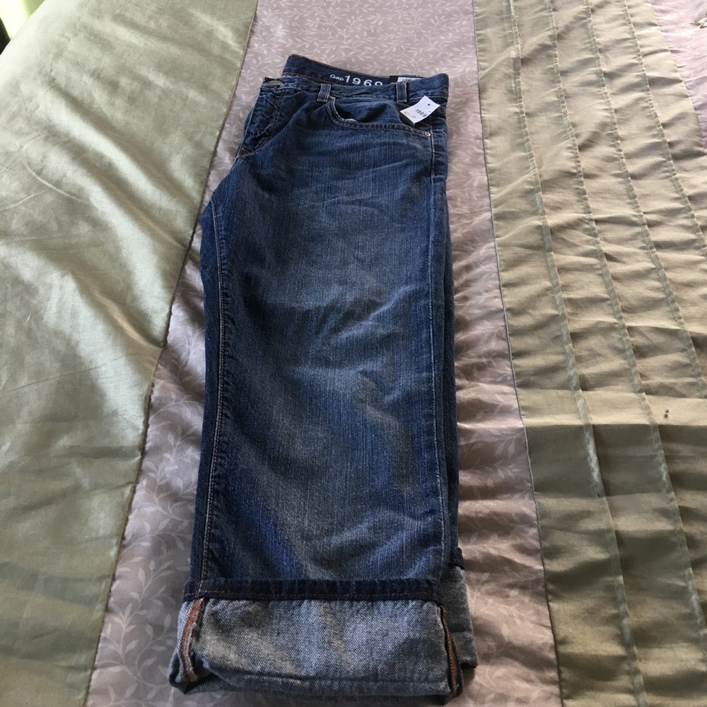 BNWT GAP Capri pants jeans