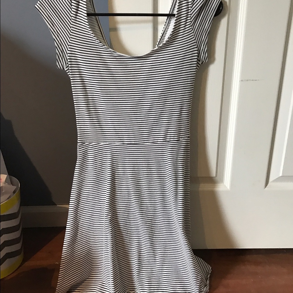 AE DRESS