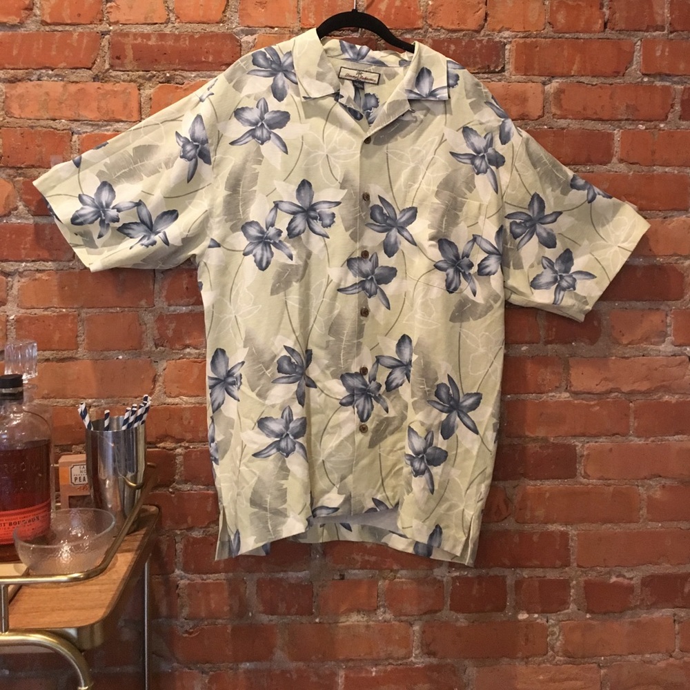 Tommy Bahama button down tropical shirt