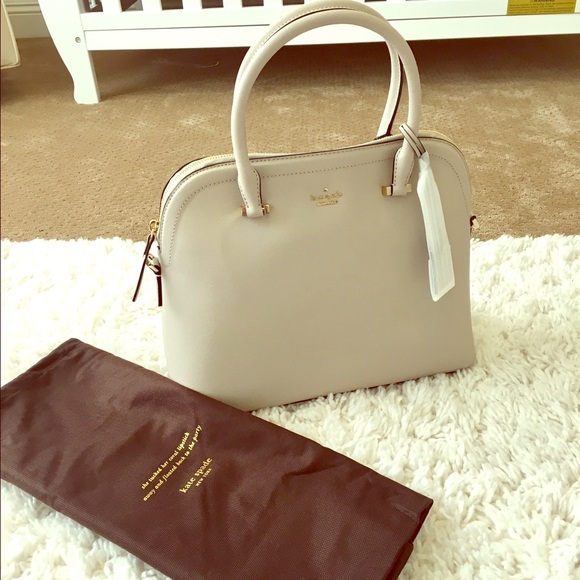 Kate Spade Purse (NEED GONE!!) - Picture 2 of 5