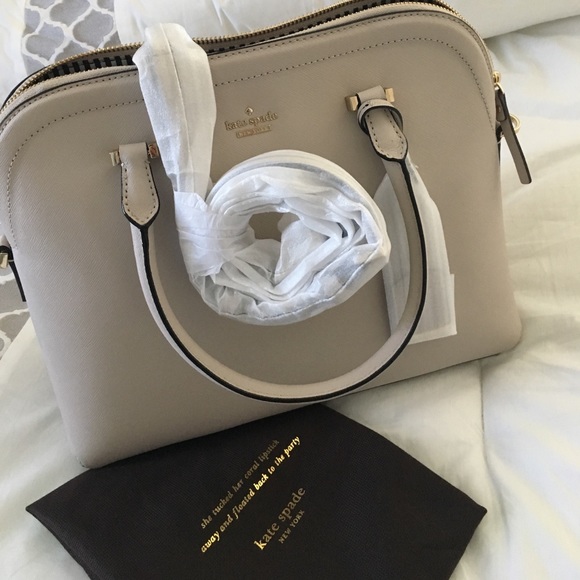 Kate Spade Purse (NEED GONE!!) - Picture 5 of 5