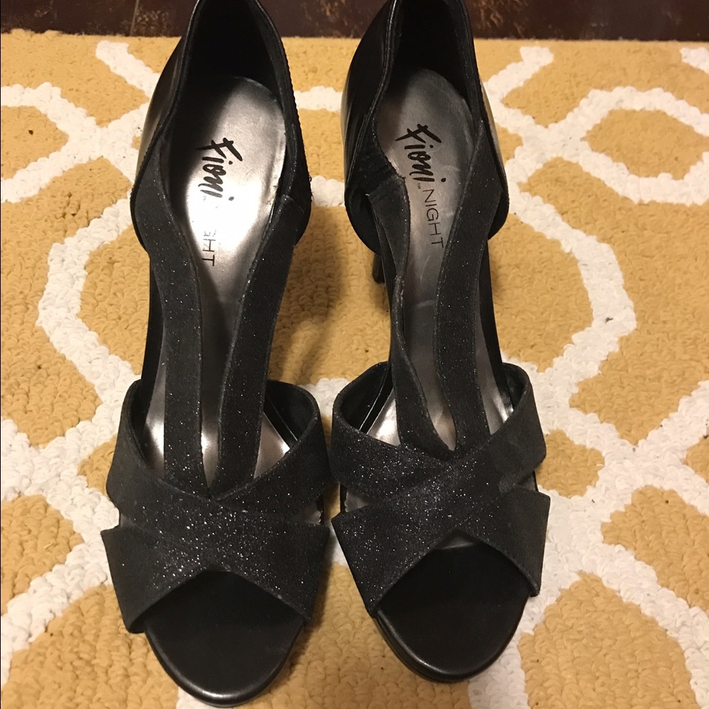 Black Fioni Night heels