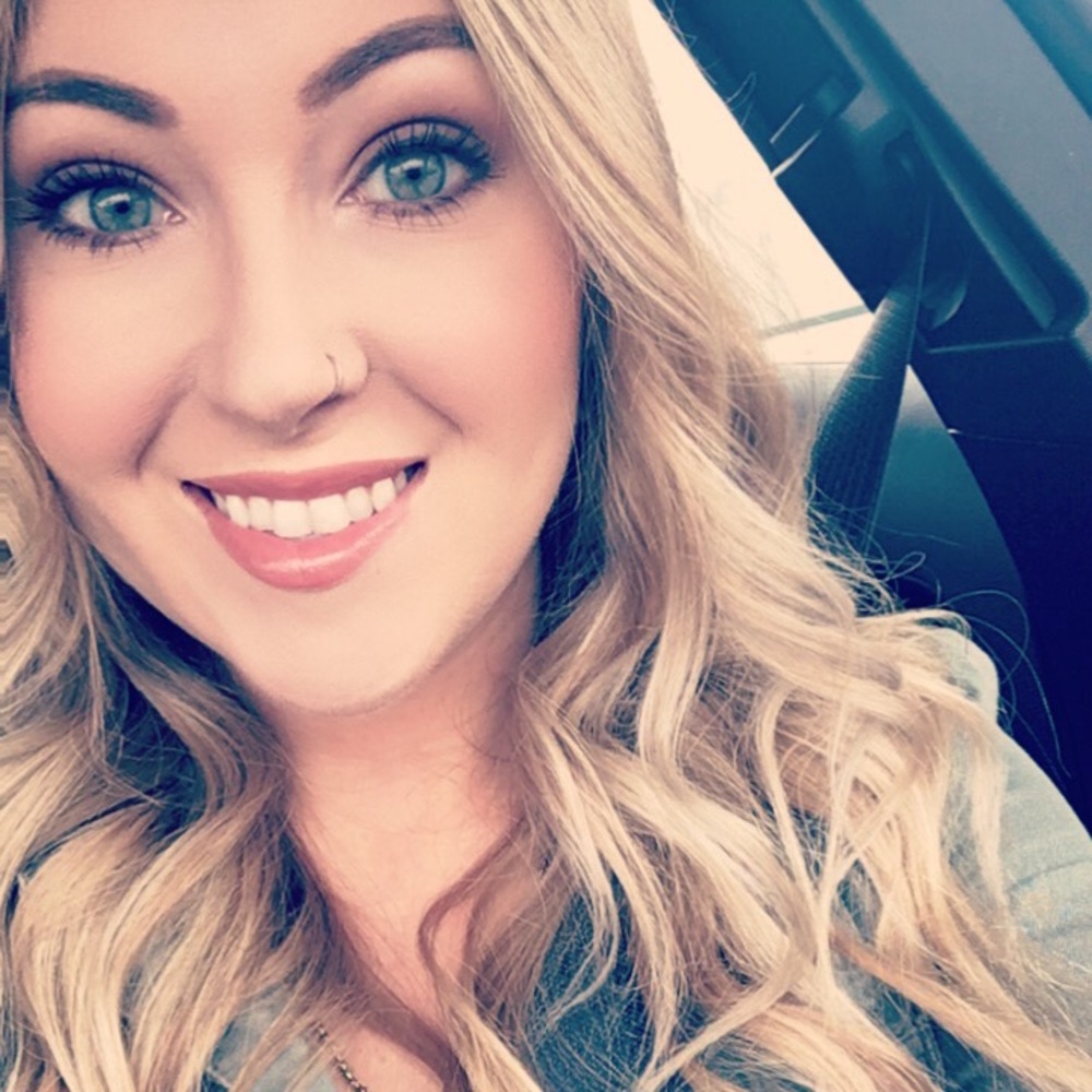 Meet your Posher, Hannah