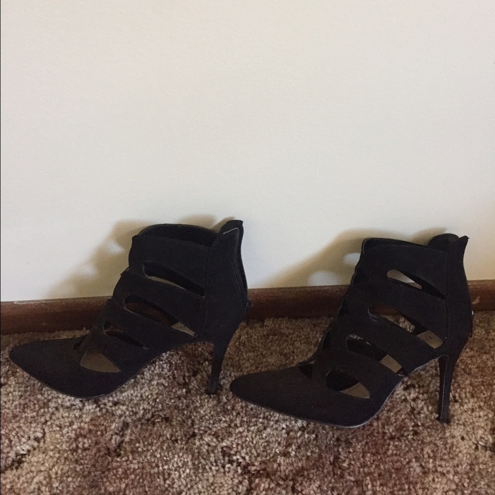 Nine West Black Rome Sandals