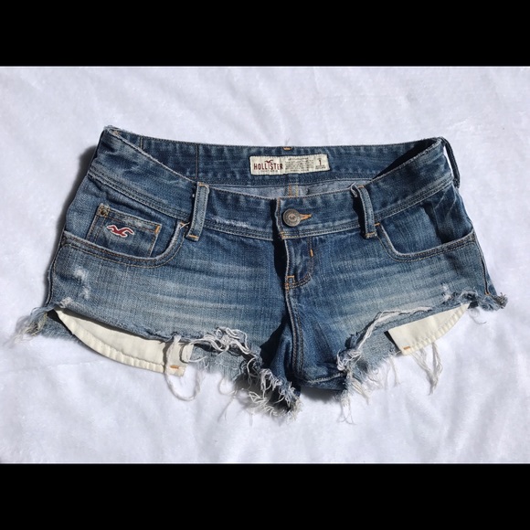 Hollister LIGHT Wash Cut Off Jean Shorts - Picture 1 of 3