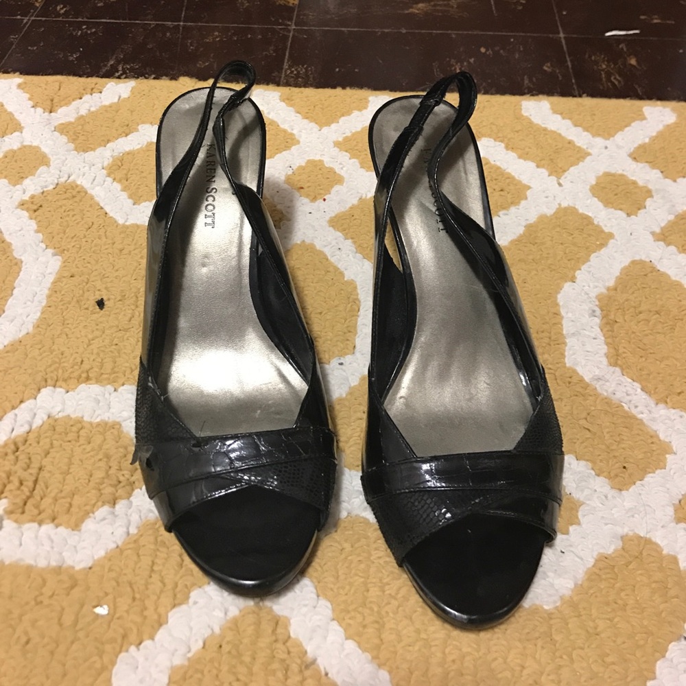 Black Karen Scott Heels