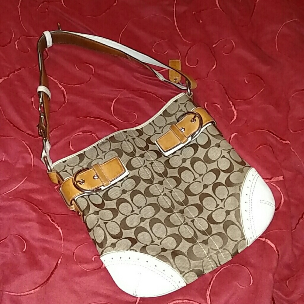 Coach shoulder bag.