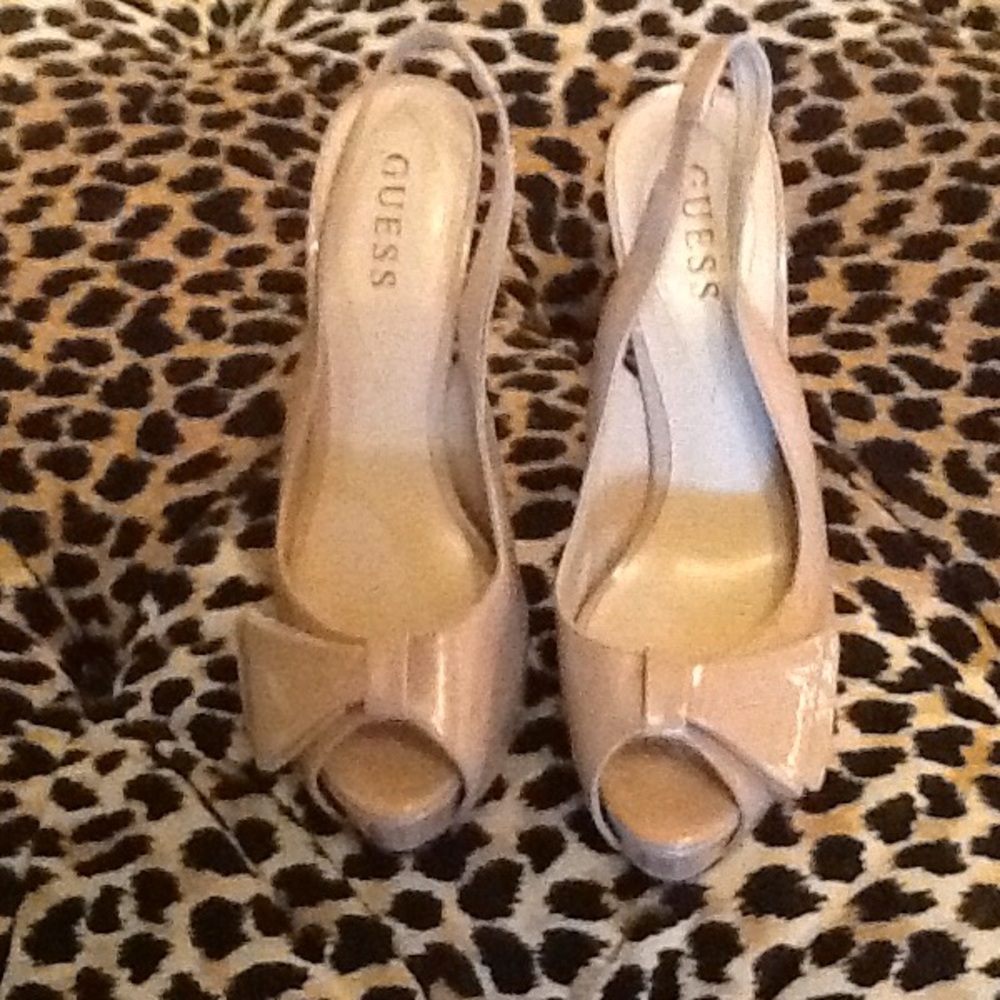 GUESS Sling-back heels