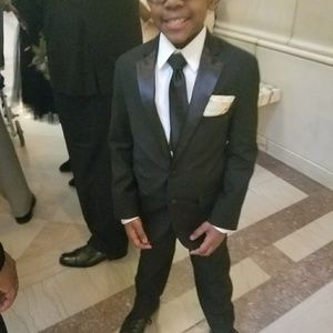 Boy's Calvin Klein Black tuxedo size 12