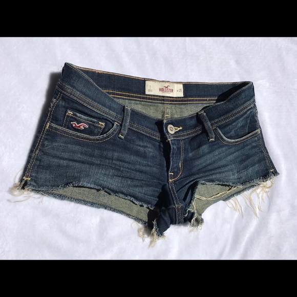 Hollister DARK WASH Cut Off Jean Shorts - Picture 1 of 3