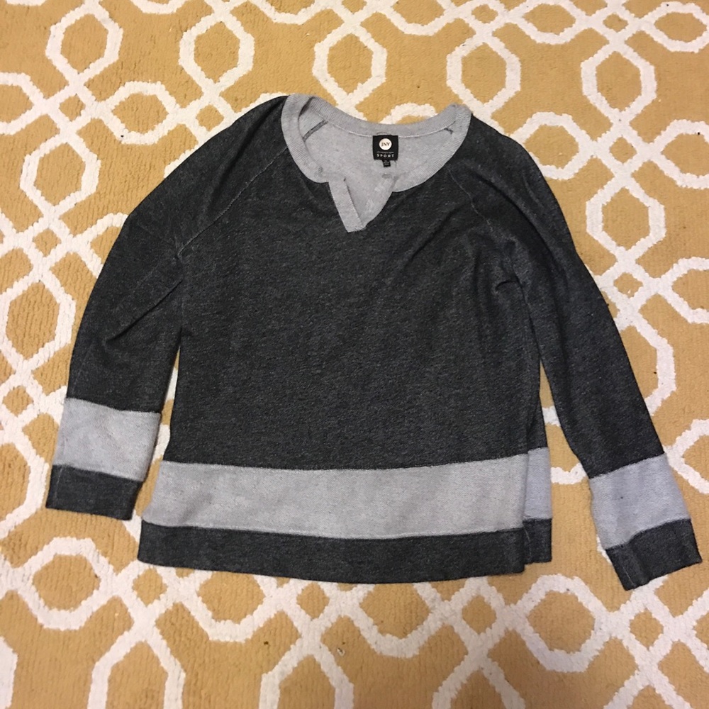 Dark/light Grey JNY sweater
