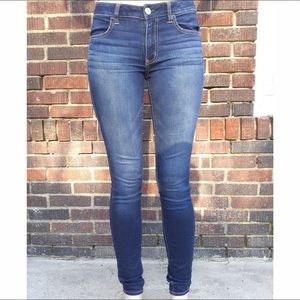 American Eagle Super Stretch Jegging
