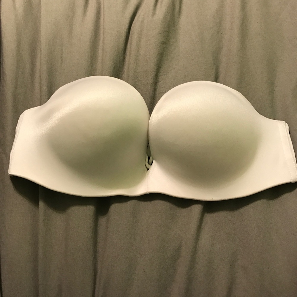 Victoria's Secret Bombshell strapless bra