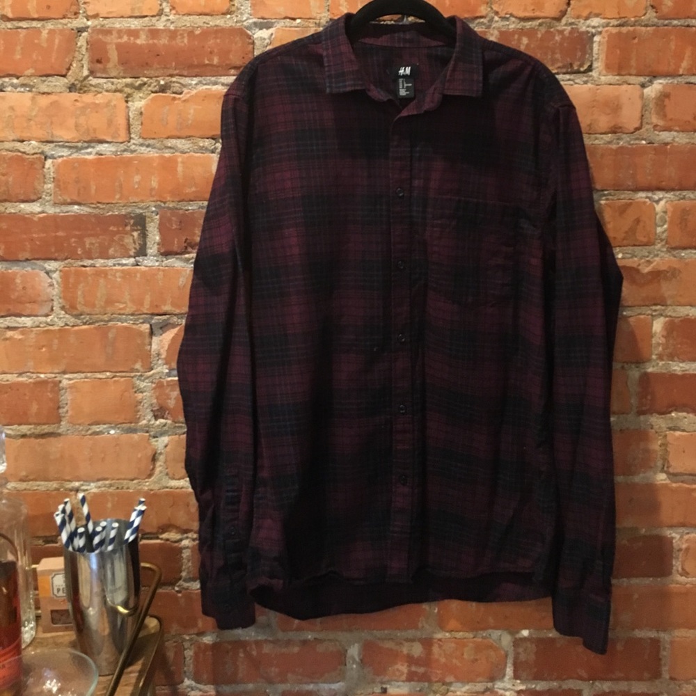 H&M long sleeve burgundy plaid button up