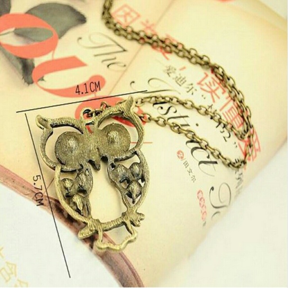 New!! Boho Vintage Gold Owl Necklace - Picture 2 of 7
