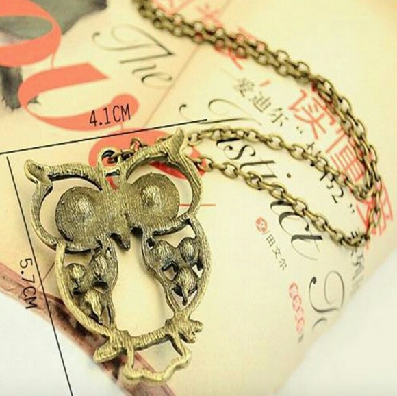 New!! Boho Vintage Gold Owl Necklace - Picture 5 of 7
