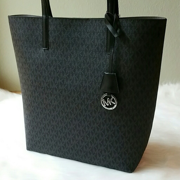 MICHAEL Michael Kors Handbags - Michael Kors Black + Grey Hayley North South Tote