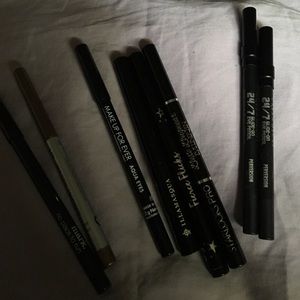 Eye liner bundle