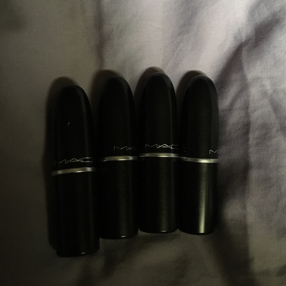 Mac lipstick bundle