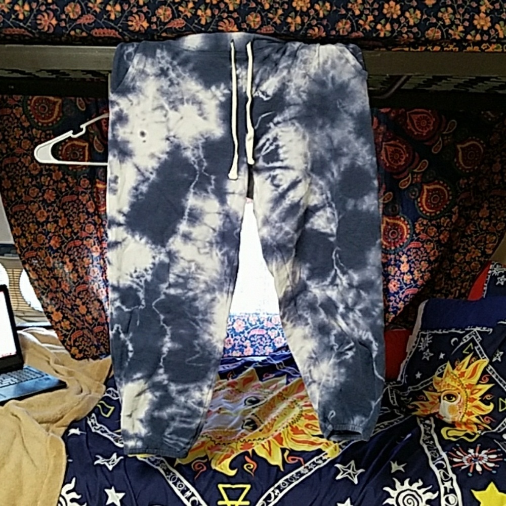NWOT AERIE TIE DYE JOGGERS