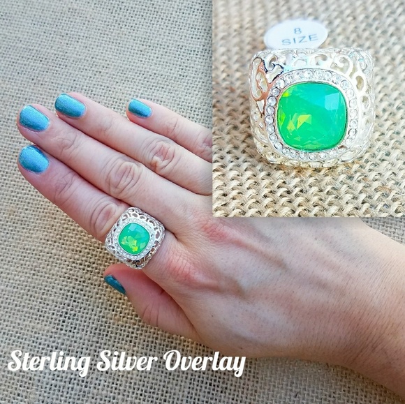 Jewelry - ❌SOLD Sterling Silver Green Filagree Large Ring