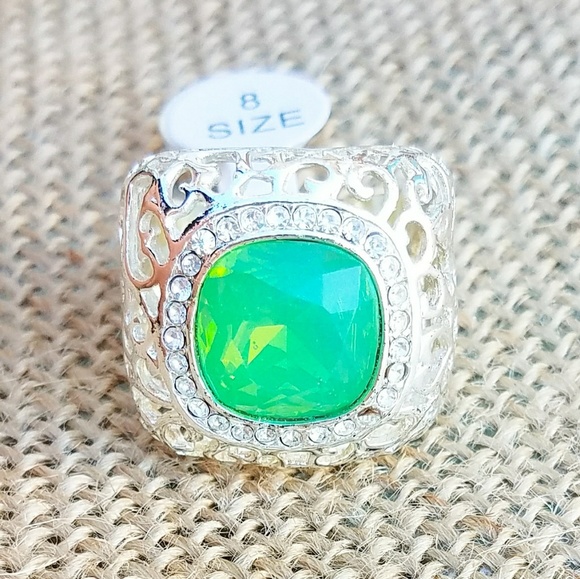 ❌SOLD Sterling Silver Green Filagree Large Ring - Picture 2 of 6