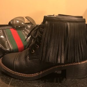 House of Harlow Boot