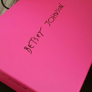 Meet your Posher, Sue