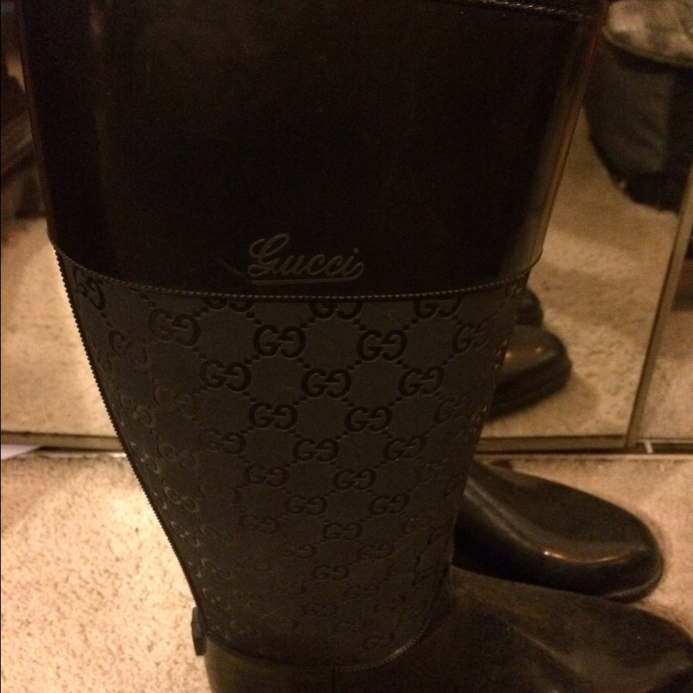 Gucci rain boots