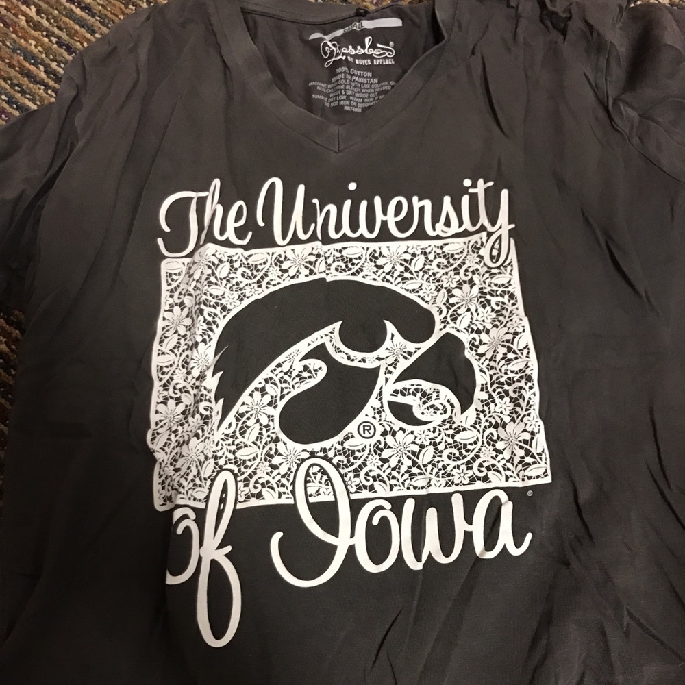 iowa hawkeyes t-shirt