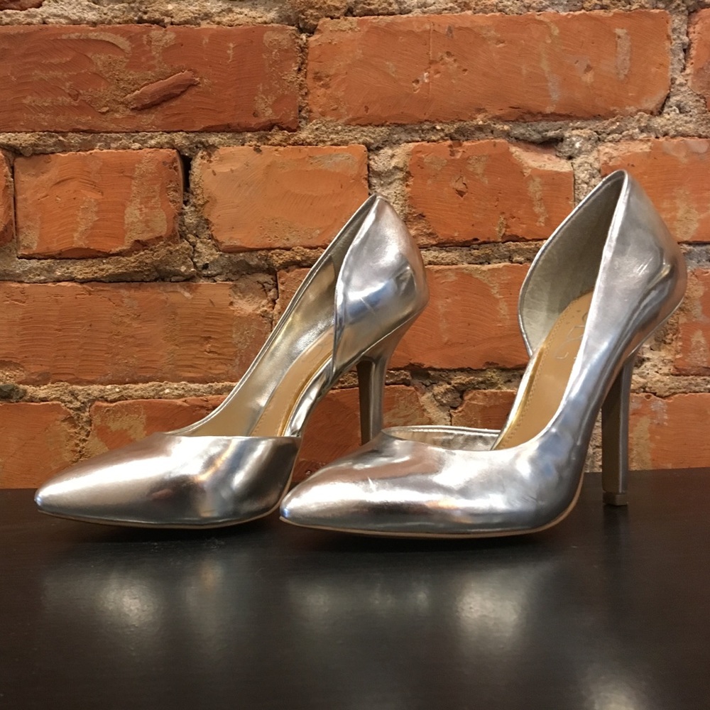 BCBG Paris metallic silver heels