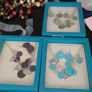 Pair  necklace and earrings