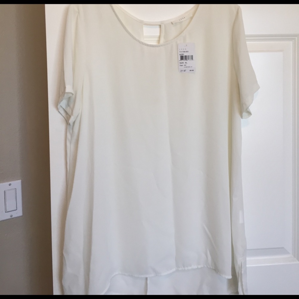 Short sleeved white blouse