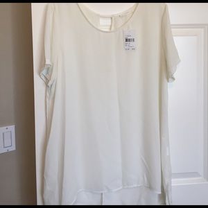 Short sleeved white blouse