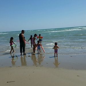 Meet your Posher, Reyna