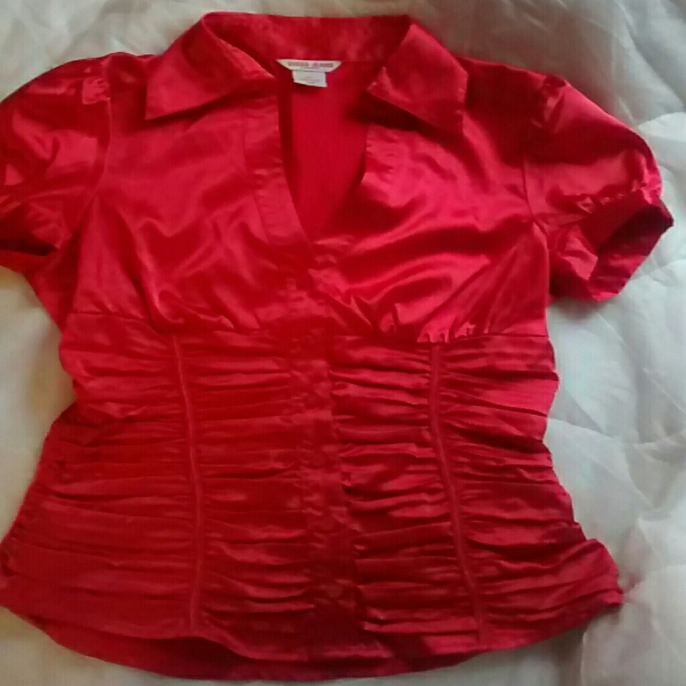 Guess top