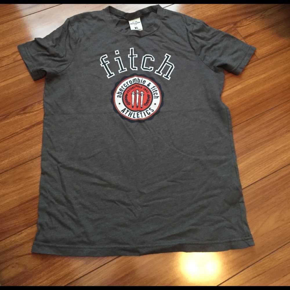 Tee shirt