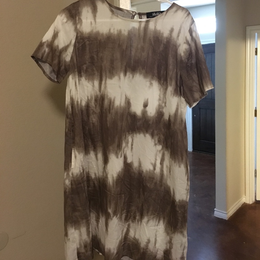NWOT Lulus tie dye shift dress