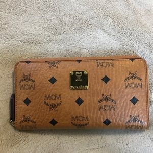 MCM Wallet