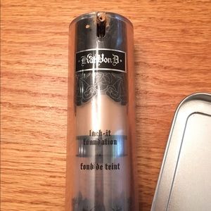 KVD lock-it foundation